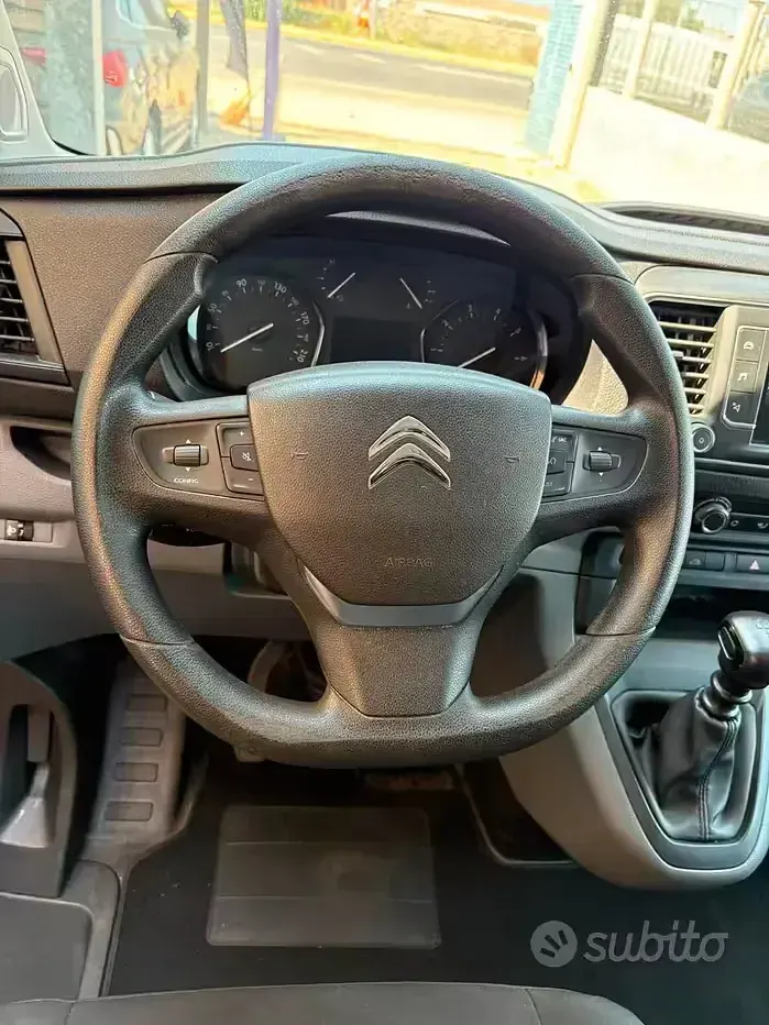 Usata Citroën Jumpy 101 CV (74 kW) 2022 Grigio Monovolume