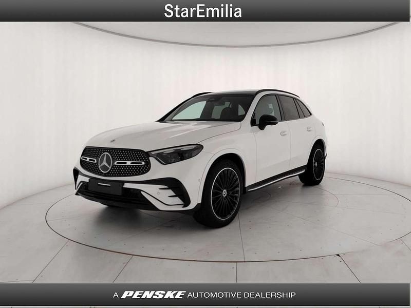 Bianco Nuova 2025 Mercedes GLC220 Advanced SUV | 70.500 € (Cara) - Immagine 1/4