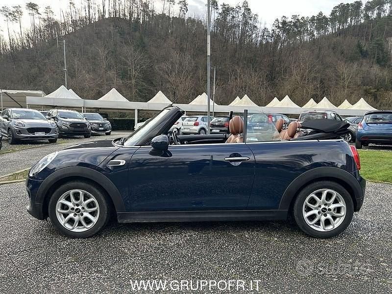 Usata Mini Cooper D Cabriolet 116 CV (85 kW) 2017 Blu/azzurro Cabrio