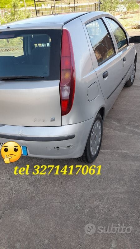 Usata Fiat Punto 60 CV (44 kW) 2005 Grigio Utilitaria
