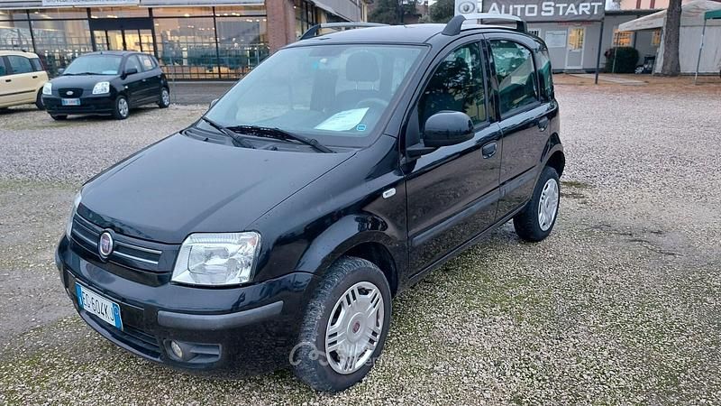 Usata Fiat Panda Dynamic 69 CV (50 kW) 2011 Nero Berlina