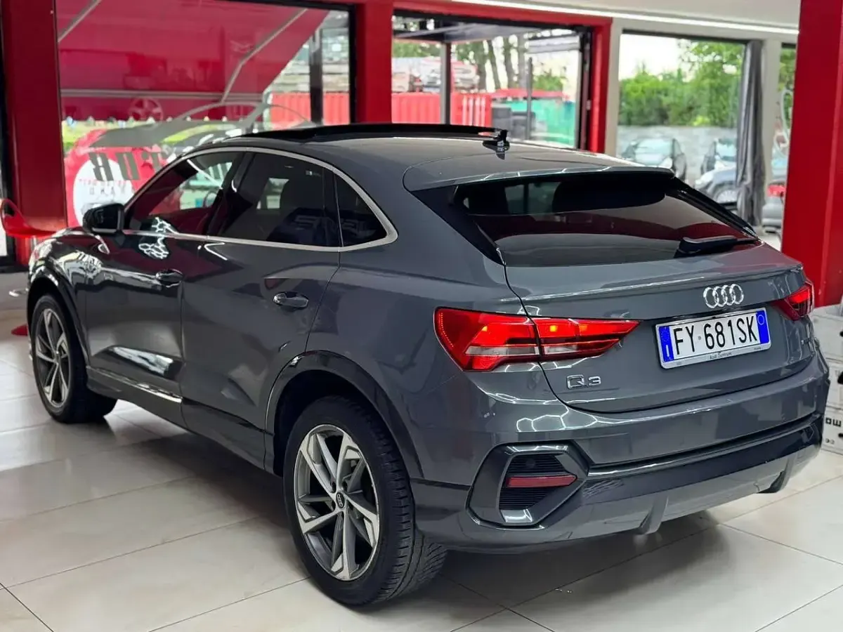 Usata Audi Q3 Sportback Business Plus 230 CV (169 kW) 2019 Grigio SUV