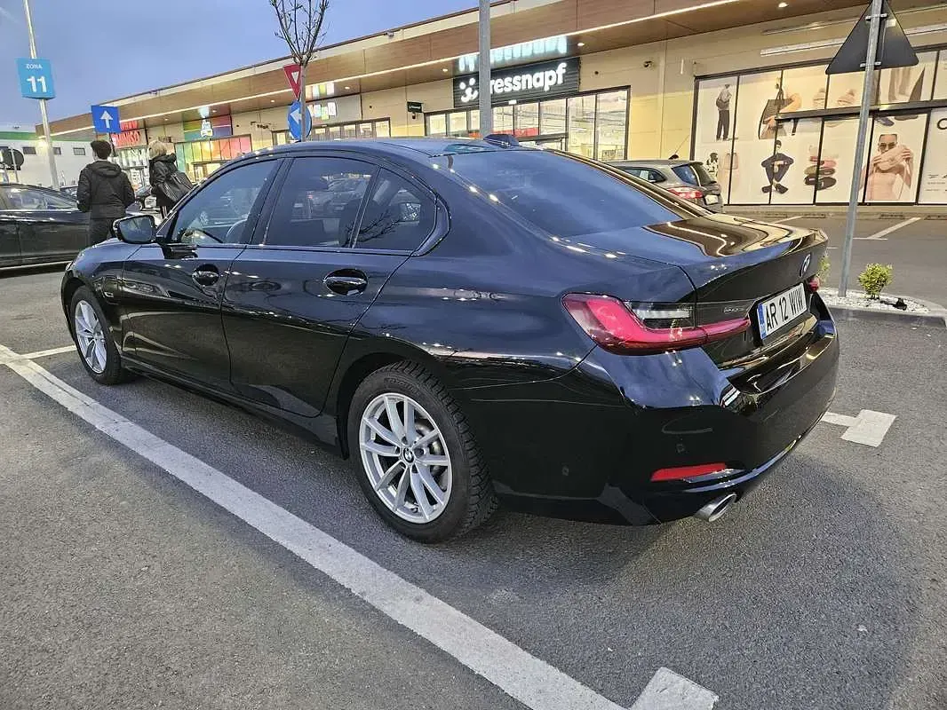 Usata BMW 320 163 CV (119 kW) 2023 Nero Berlina