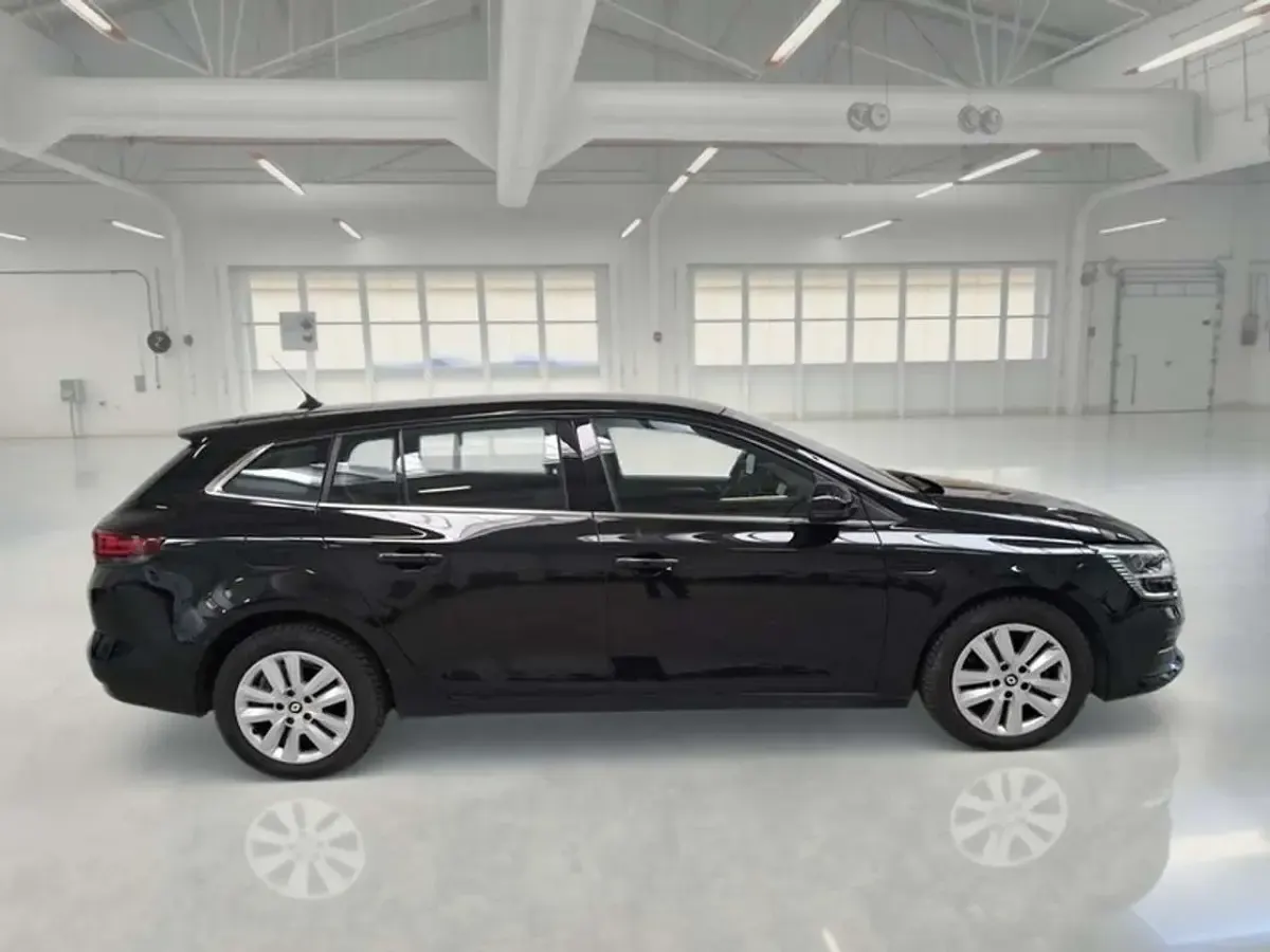 Usata Renault Mégane GrandTour Equilibre 116 CV (85 kW) 2023 Nero Station wagon
