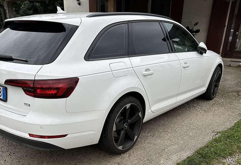 Usata Audi A4 Business 190 CV (139 kW) 2018 Station wagon