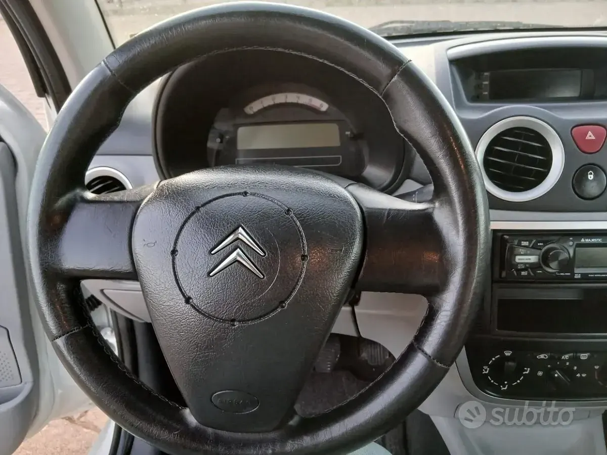 Usata Citroën C3 Pluriel Elegance 68 CV (50 kW) 2008 Bianco Cabrio