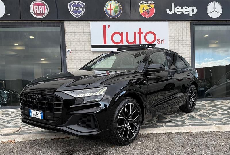 Nero Usata 2020 Audi Q8 S-Line SUV | 55.800 € (Buon prezzo) - Immagine 1/4