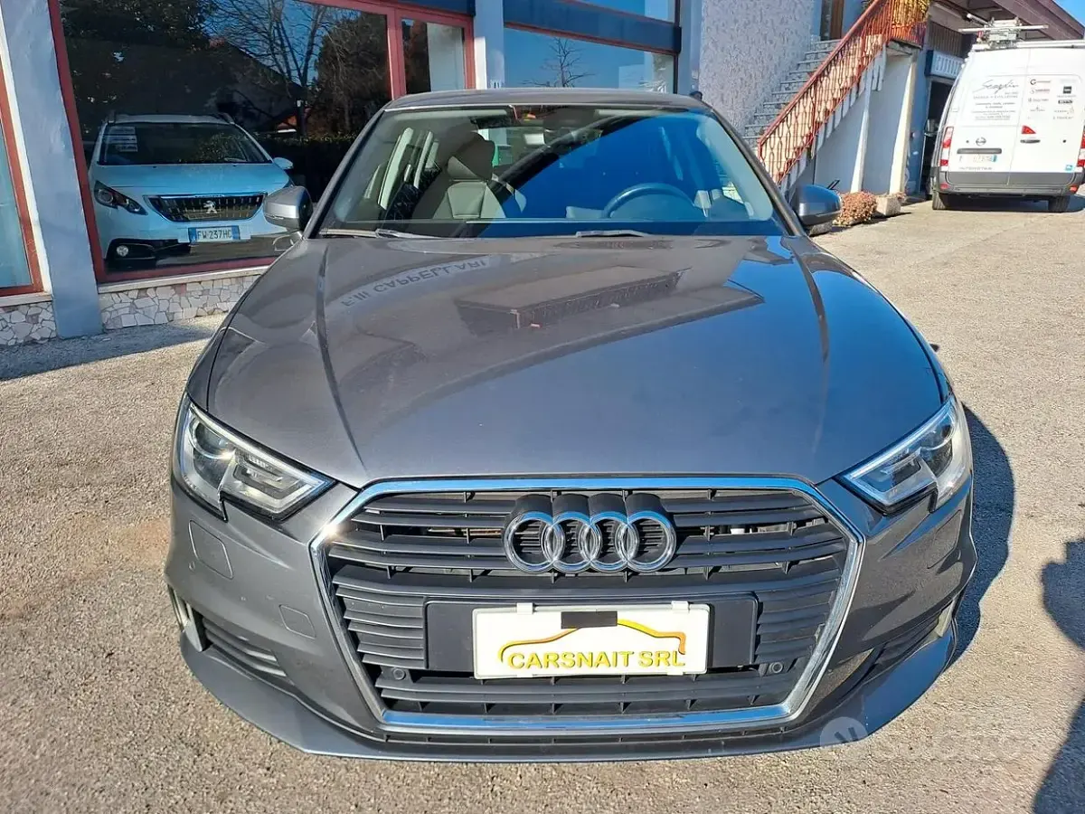 Usata Audi A3 Sport 116 CV (85 kW) 2018 Grigio Berlina