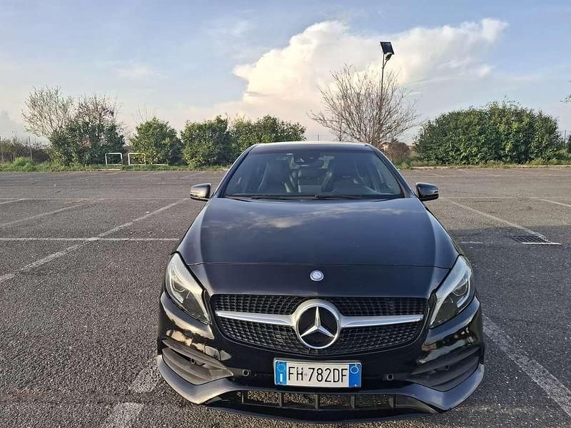 Usata Mercedes A160 Business 90 CV (66 kW) 2017 Nero Berlina