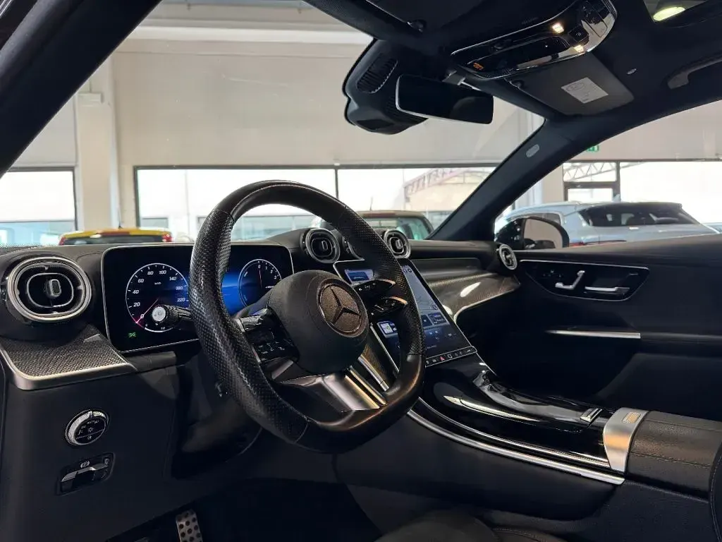 Usata Mercedes GLC300de AMG Line Premium 2023 Grigio scuro Coupé
