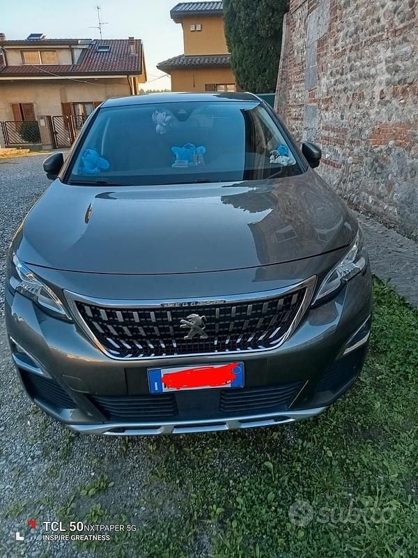 Usata Peugeot 3008 131 CV (96 kW) 2019 Verde Berlina