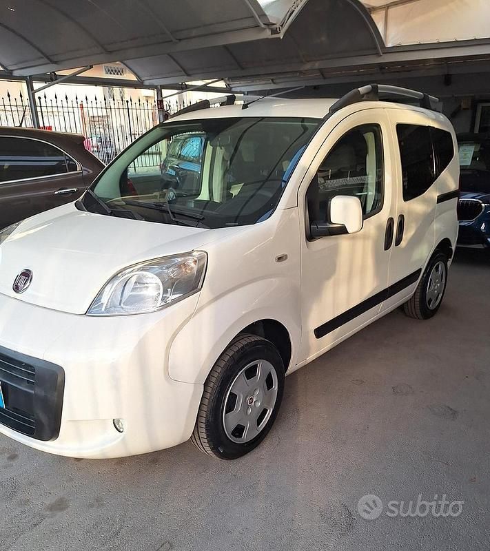 Usata Fiat Qubo Trekking 77 CV (56 kW) 2015 Bianco Monovolume