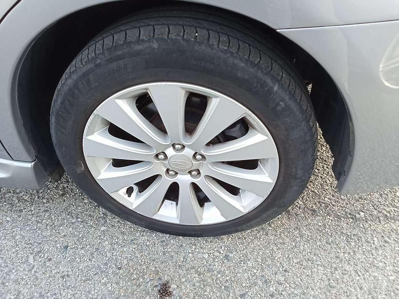 Usata Subaru Legacy Trend 150 CV (110 kW) 2011 Argento Berlina