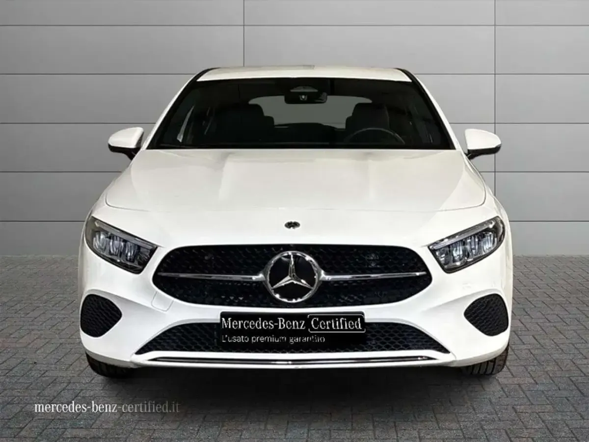 Usata Mercedes A180 Advanced Plus 136 CV (100 kW) 2024 Bianco polare Berlina