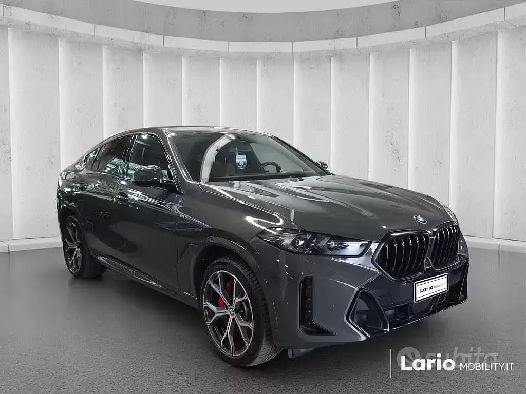 Usata BMW X6 M Sport 381 CV (280 kW) 2023 Grigio SUV