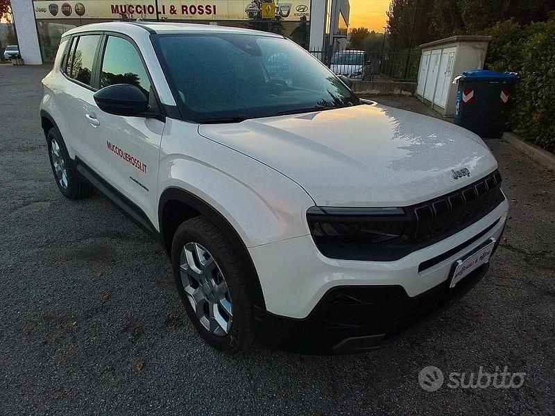 Usata Jeep Avenger Longitude 101 CV (74 kW) 2023 Bianco SUV