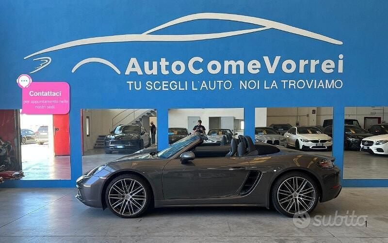 Grigio Usata 2022 Porsche 718 Boxster Cabrio | 69.900 € (Buon prezzo) - Immagine 1/4