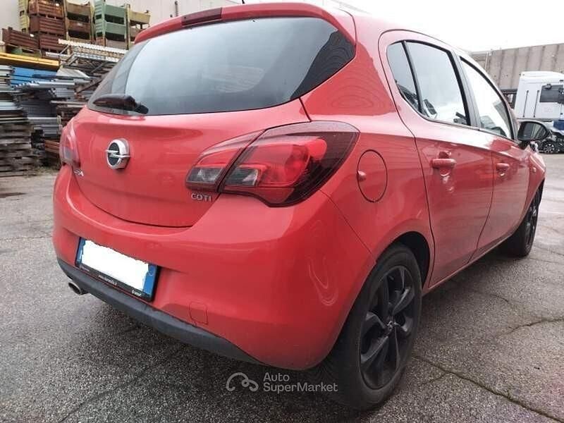 Usata Opel Corsa Innovation 75 CV (55 kW) 2018 Rosso Berlina