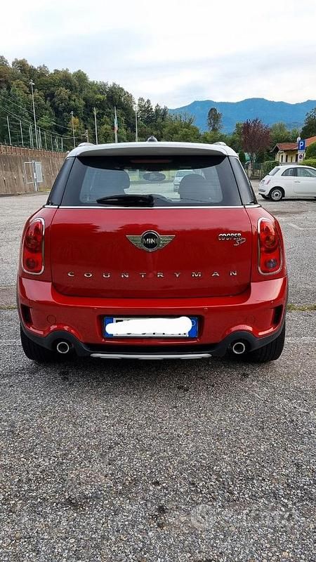 Usata Mini Cooper SD Countryman Business 143 CV (105 kW) 2017 Rosso SUV