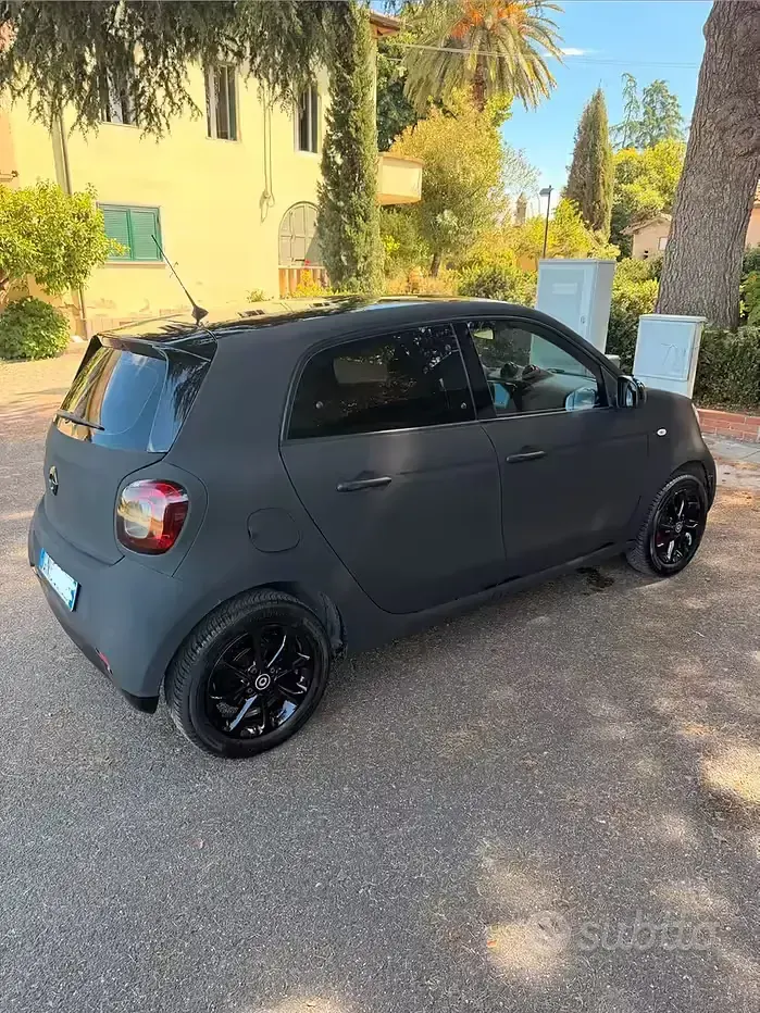 Usata Smart ForFour Brabus 71 CV (52 kW) 2019 Nero Utilitaria