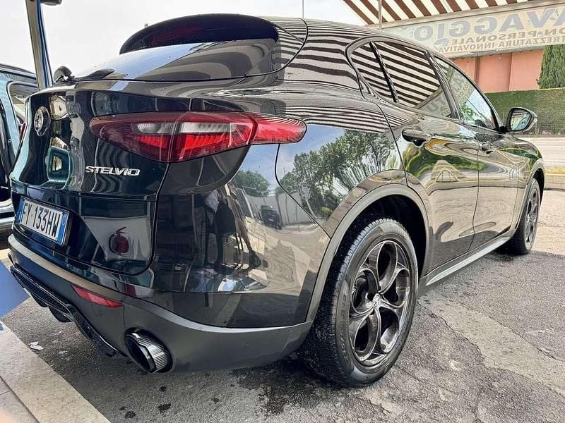 Usata Alfa Romeo Stelvio Super 190 CV (139 kW) 2019 SUV