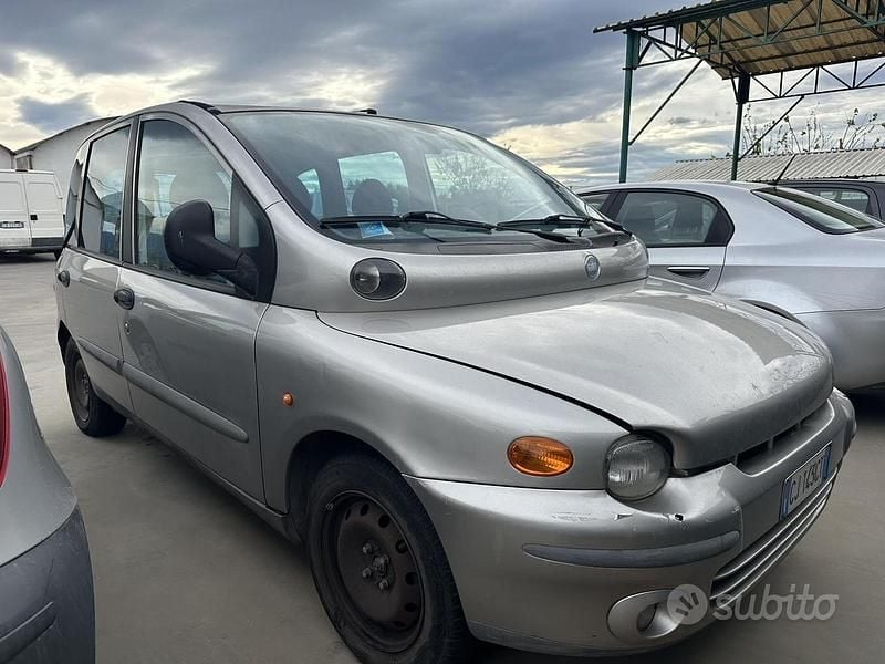 Usata Fiat Multipla 2003 Grigio Monovolume