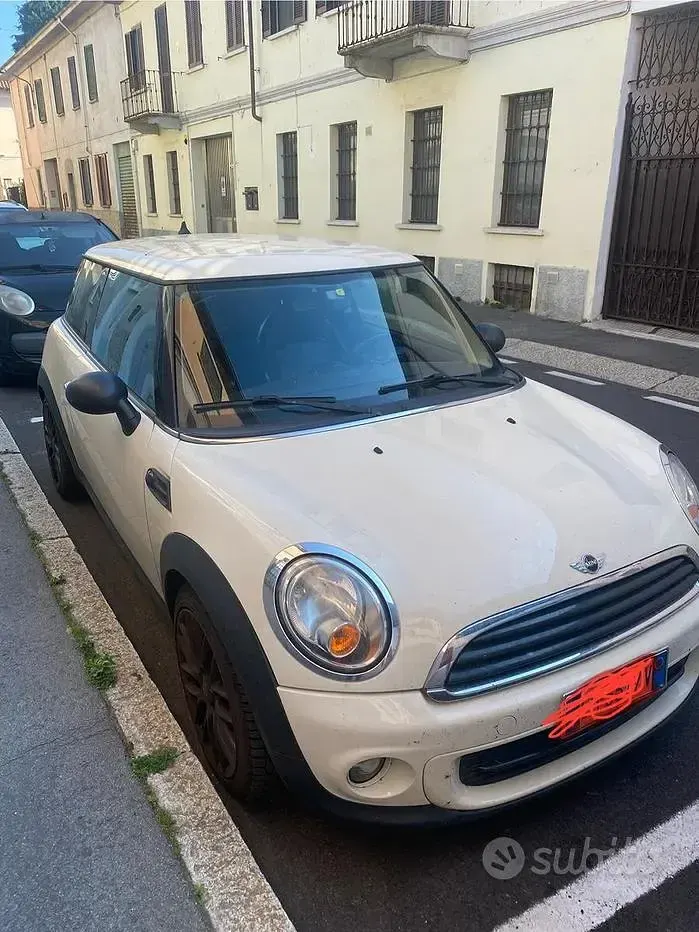 Usata Mini ONE 98 CV (72 kW) 2013 Utilitaria