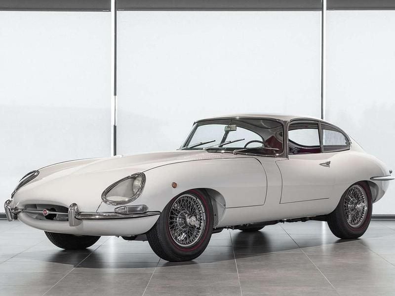 Crema Usata 1961 Jaguar E-Type Coupé | 170.000 € - Immagine 1/4