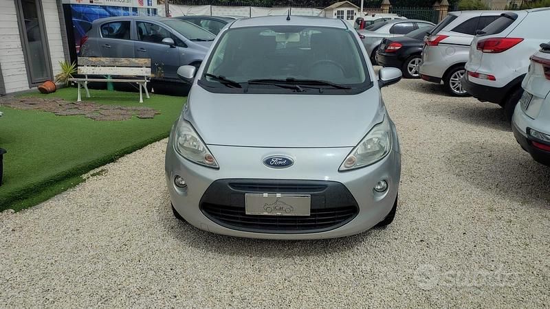 Usata Ford Ka 69 CV (50 kW) 2014 Grigio Berlina
