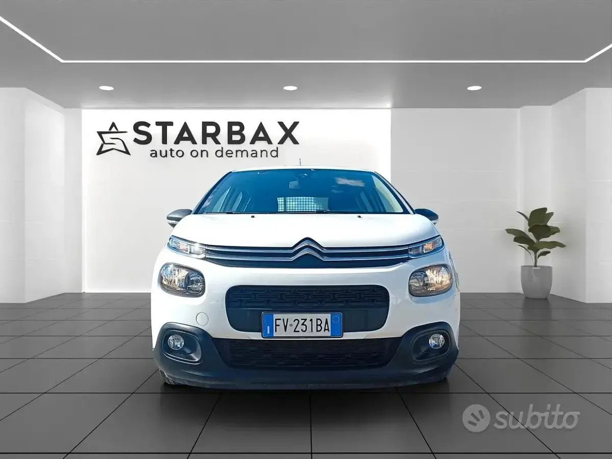 Usata Citroën C3 Feel 102 CV (75 kW) 2019 Bianco Utilitaria