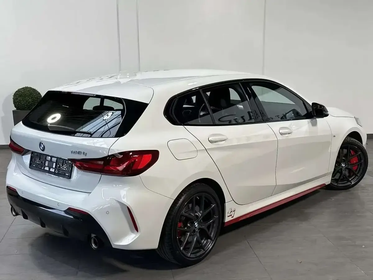 Usata BMW 128 ti 265 CV (194 kW) 2022 Alpinweis iii Utilitaria