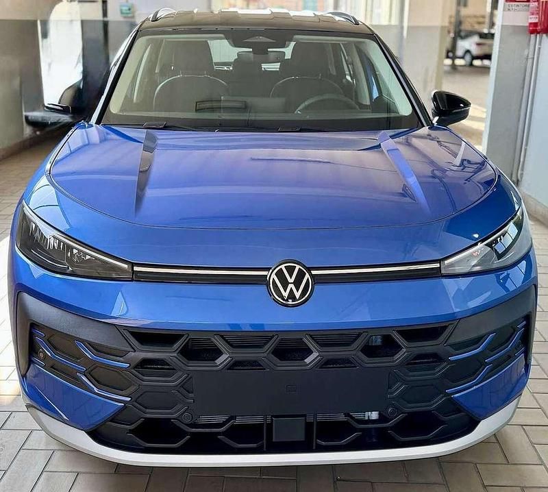 Nuova VW T-Roc Life 116 CV (85 kW) 2026 Blu/azzurro SUV