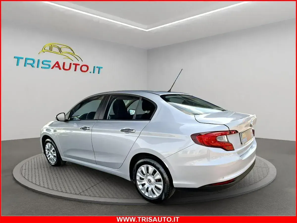 Usata Fiat Tipo 95 CV (69 kW) 2017 Argento Berlina