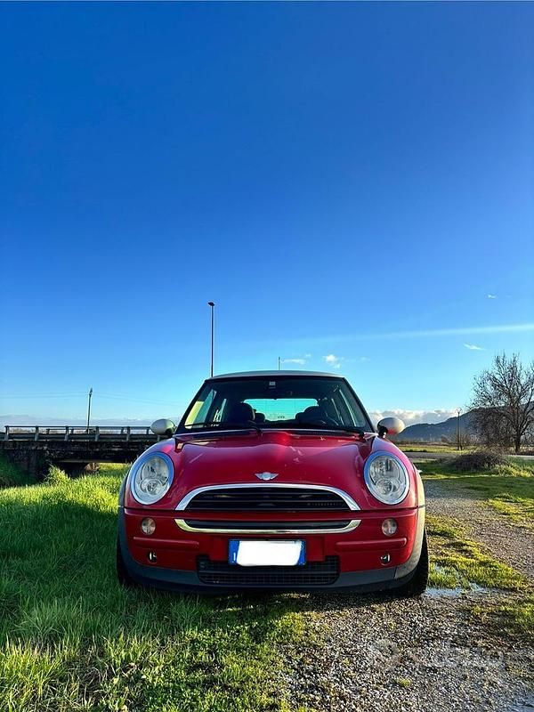 Usata Mini One D 88 CV (64 kW) 2006 Rosso Utilitaria