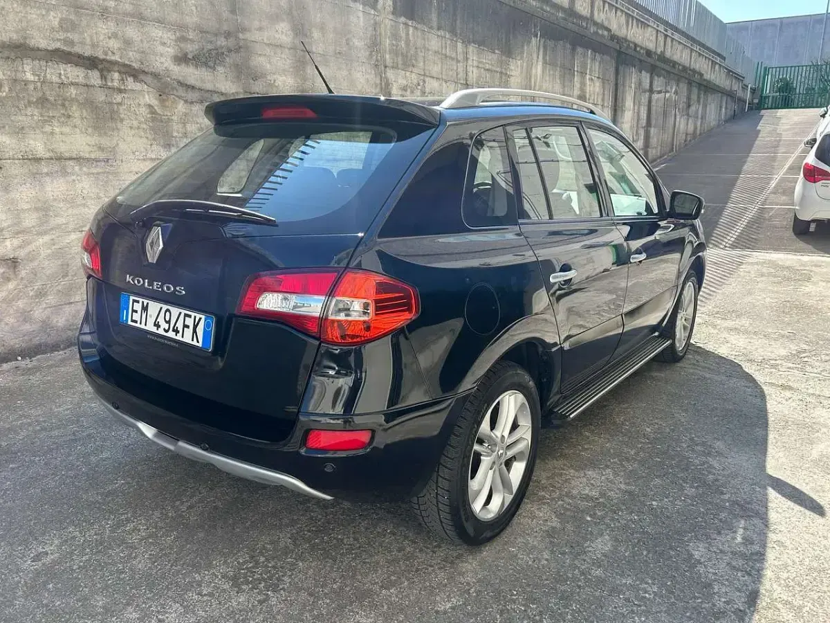 Usata Renault Koleos Dynamique 150 CV (110 kW) 2012 Nero SUV