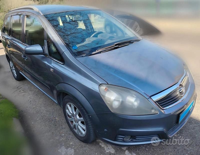 Usata Opel Zafira 94 CV (69 kW) 2006 Grigio Monovolume