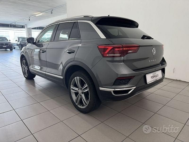 Usata VW T-Roc Business 150 CV (110 kW) 2020 Grigio SUV