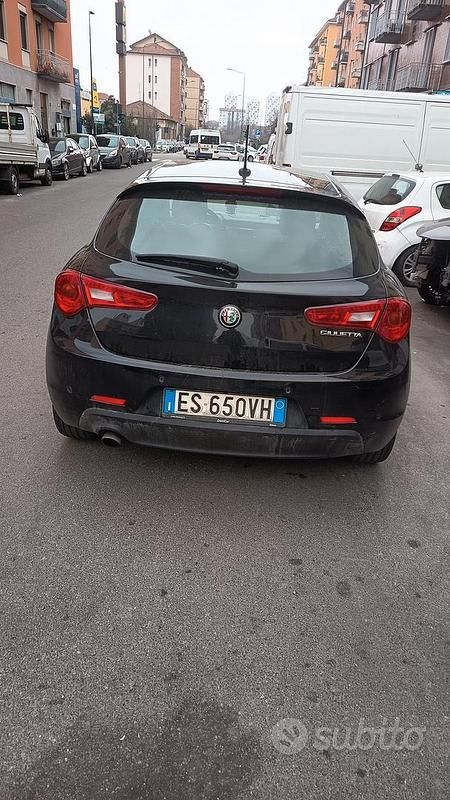 Usata Alfa Romeo Giulietta 120 CV (88 kW) 2013 Nero Utilitaria