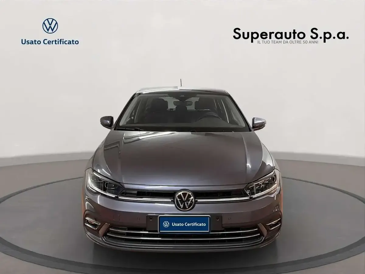 Usata VW Polo Style 90 CV (66 kW) 2022 Grigio Utilitaria