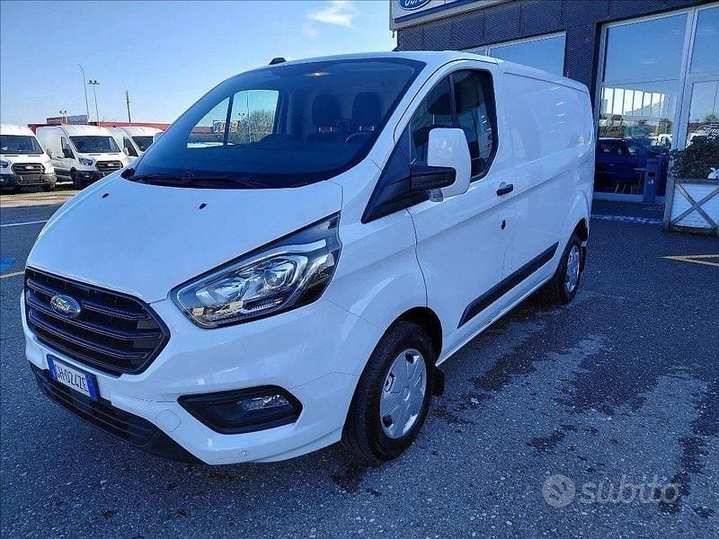 Usata Ford Transit Custom 130 CV (95 kW) 2022 Bianco Berlina