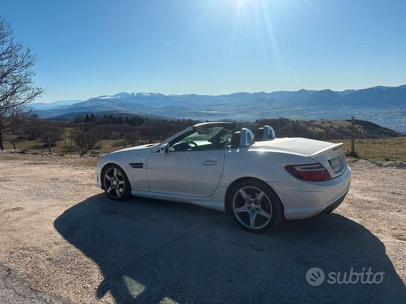 Usata Mercedes SLK200 Premium 2011 Bianco Cabrio