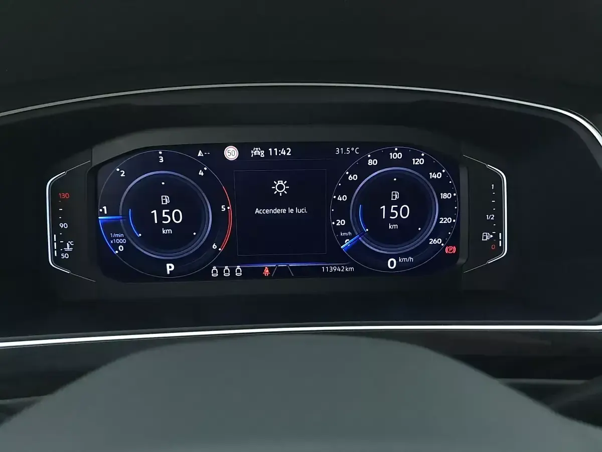 Usata VW Tiguan Elegance 150 CV (110 kW) 2022 Biancobianco SUV