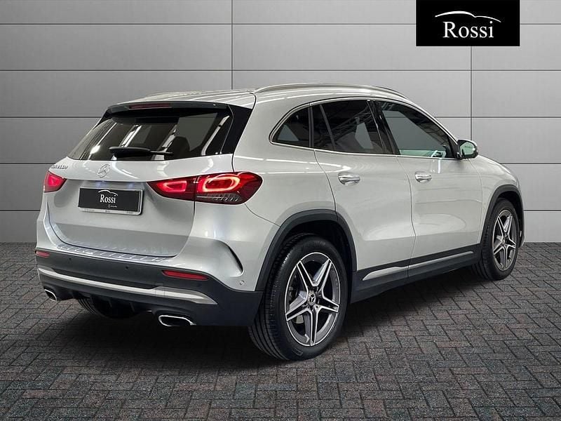 Usata Mercedes GLA200 Premium 150 CV (110 kW) 2023 Nero metallizzato SUV