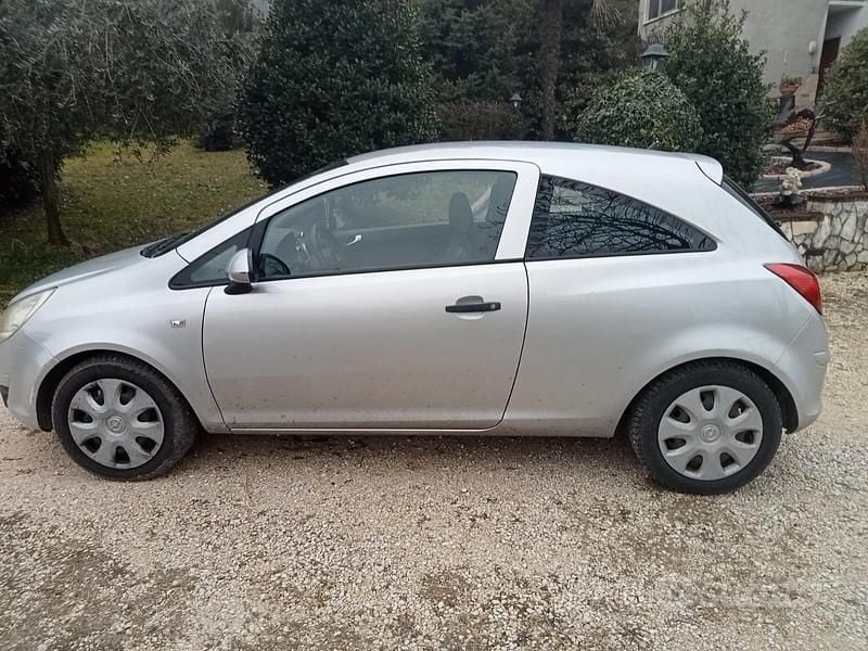 Usata Opel Corsa 2006 Grigio Utilitaria