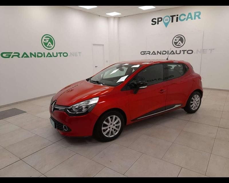 Usata Renault Clio IV 75 CV (55 kW) 2014 Rosso Utilitaria