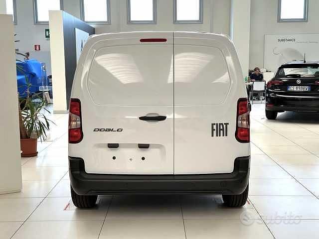 Nuova Fiat Doblò 131 CV (96 kW) 2025 Bianco Monovolume