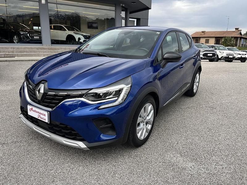 Second-hand Renault Captur Business 115 CP (84 kW) 2020 Albastru SUV