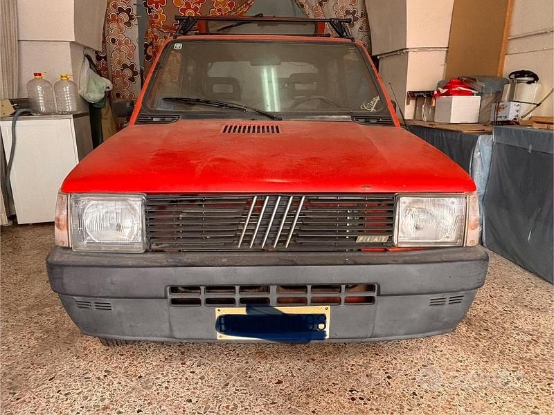 Usata Fiat Panda 34 CV (25 kW) 1989 Rosso Utilitaria