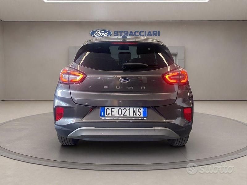 Usata Ford Puma Titanium S 125 CV (91 kW) 2021 Grigio pastello SUV