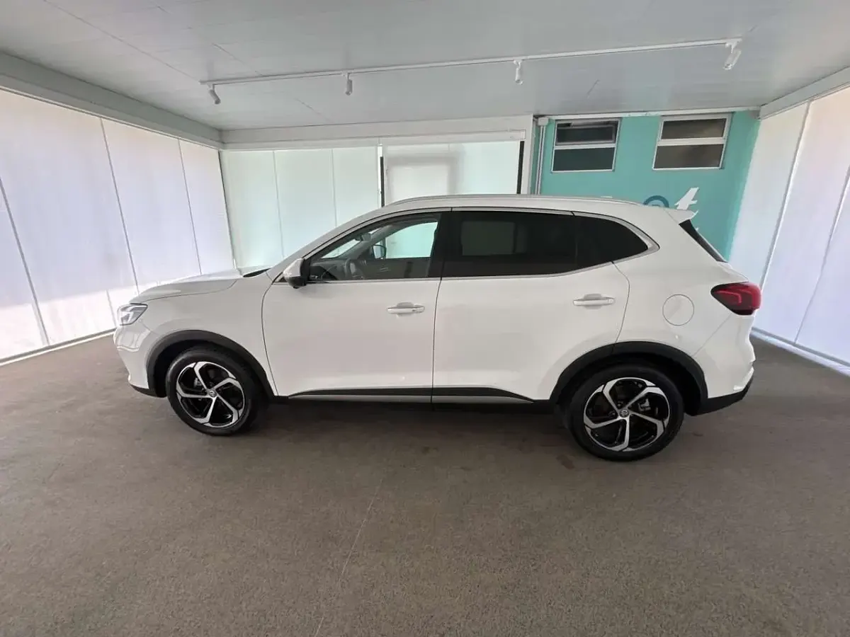 Usata MG HS Luxury 162 CV (119 kW) 2024 Bianco SUV